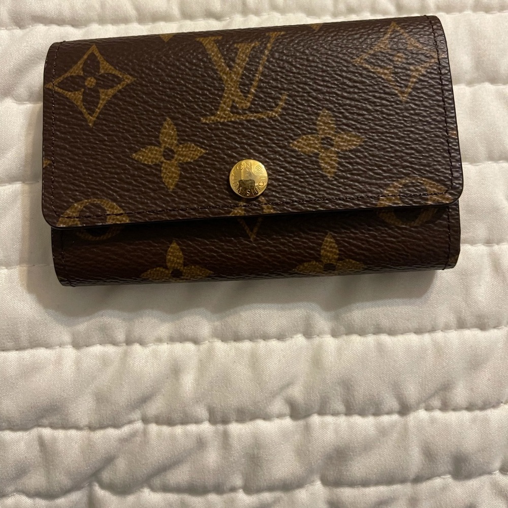 Monogram Louis Vuitton 6 Key Holder